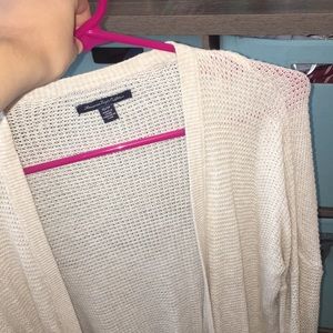 SUPER CUTE American eagle cardigan!!